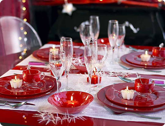 Dekoracje stolu Bozonarodzeniowego - noel-rouge-blanc1.jpg