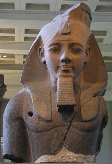 Egipt - 413px-Egypt-statue.jpg