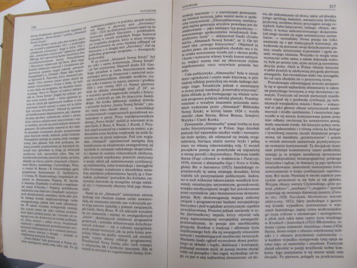 słownik XIX wieku - Futuryzm 3.JPG