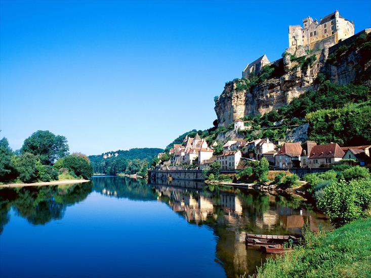 podróże - Beynac,_Dordogne_River,_France.jpg