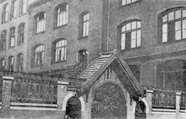Rozbark - Grundschule no 7 ok 1927.jpg
