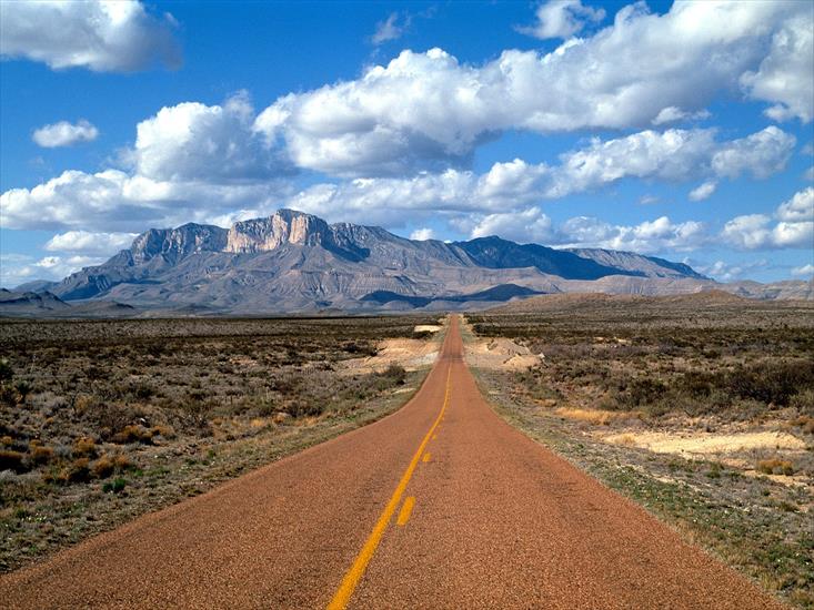 26 Landscapes różne - Lonesome Highway, Guadalupe Mountains, Texas.jpg