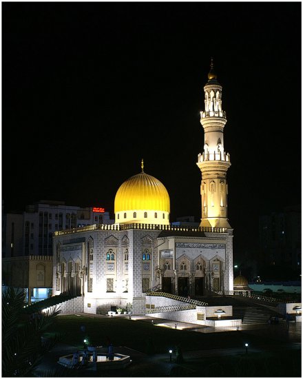 Oman - Maskat - Grand_Central_Mosque_Muscat.jpg